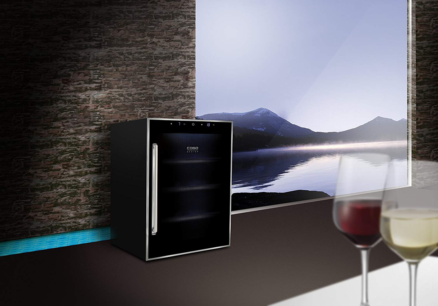 Nên chú ý chọn kiểu tủ rượu vang mini có thiết kế phù hợp không gian sống