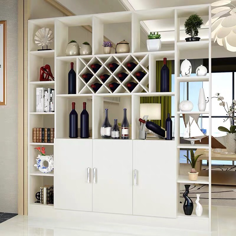 Mẫu tủ rượu ngăn phòng khách và phòng bếp cần phù hợp với không gian nhà